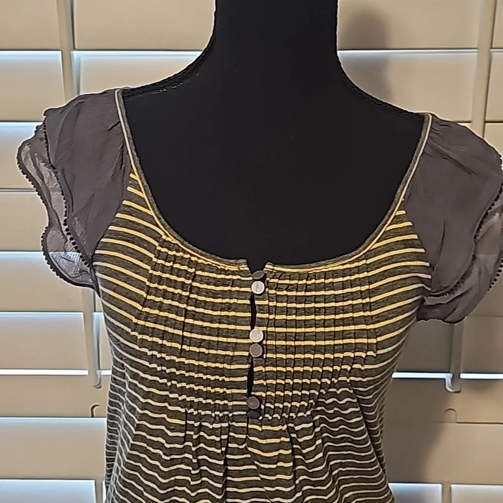 Free People Whimsigoth Grey & Yellow Top sz XS